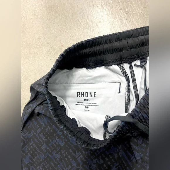 NWT Men’s RHONE Mako 7” Shorts Unlined Navy Black Training Gym Workout Athletic - Picture 2 of 7